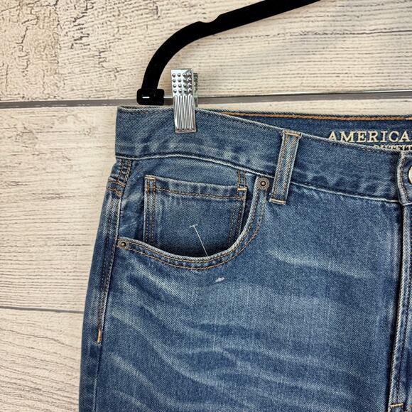 American Eagle Plus Size High Rise Mom Jeans Size 14 - Picture 3 of 10